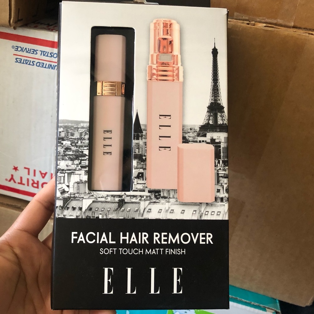 New in Box NWT Elle Painless Facial Hair Remover